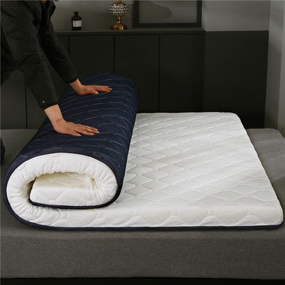 Materasso personalizzato con schiuma di memoria in gel per un sonno tranquillo e confortevole
