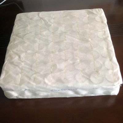 Molla a tasca bianca vibrante gemellata di buona qualità per divano Molla a tasca per prodotto