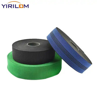 Fabbricazione di mobili di gomma con cintura elastica per accessori per divani