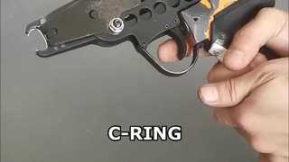 Strumento per il fissaggio dei mobili C-ring